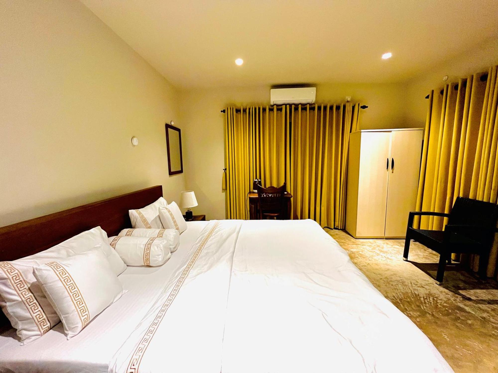 Ceylon Kingsmen Garden Hotel - Katunayake Negombo Kültér fotó
