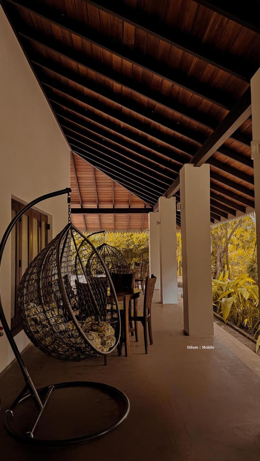 Ceylon Kingsmen Garden Hotel - Katunayake Negombo Kültér fotó